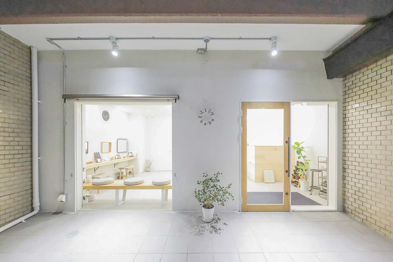 中崎町のサロン写真1